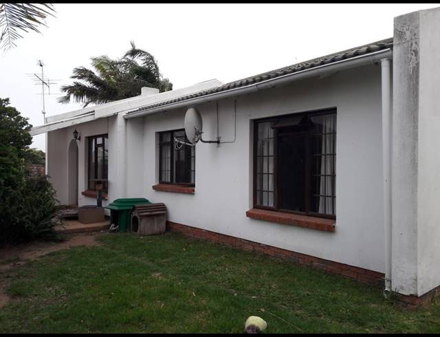 2 BEDROOM HOUSE RENTED IN CHARLO